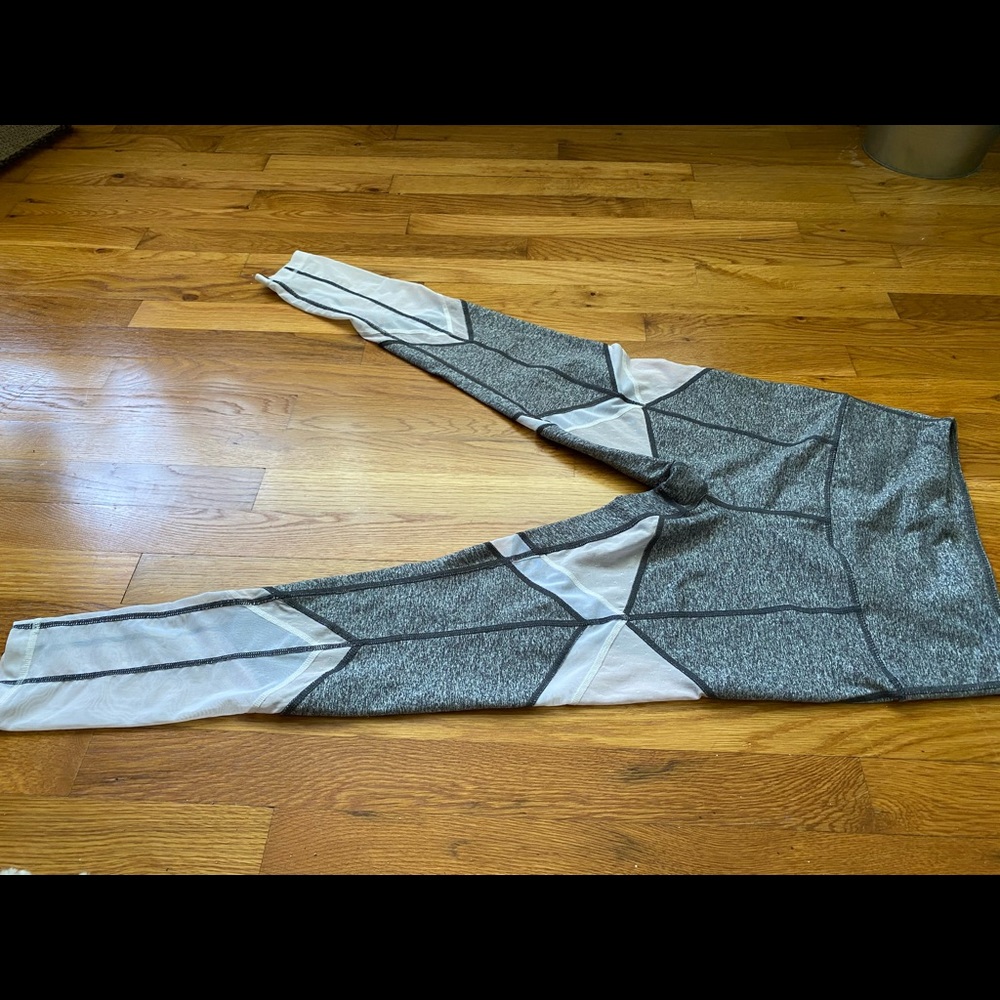 Zella “live in legging” white mesh, and gray. SZ M